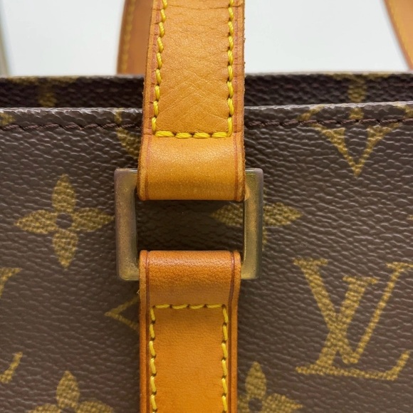 Auth Louis Vuitton
Monogram Vavin GM
Tote Bag - Picture 6 of 16